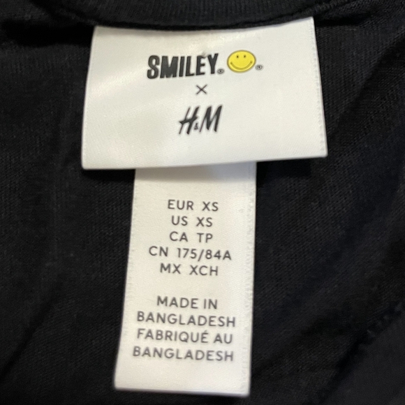 Smiley X H&M Cotton Black Long Sleeve Graphic Tee Size Xs - Picture 6 of 6